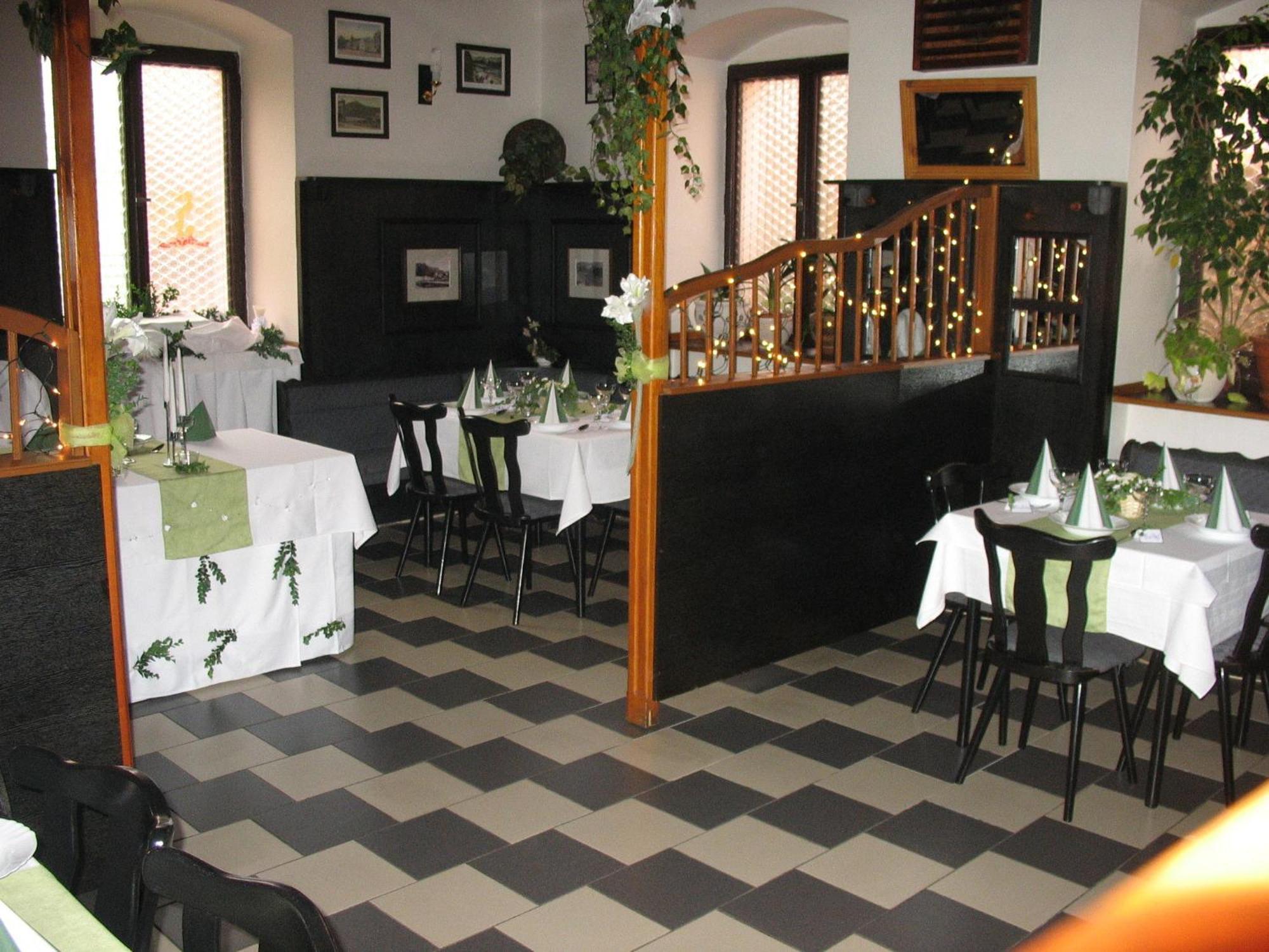 Hotel Kovarna Decin Ngoại thất bức ảnh