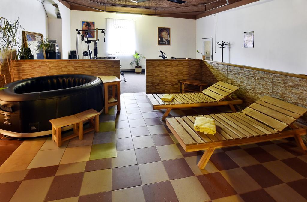 Hotel Kovarna Decin Ngoại thất bức ảnh