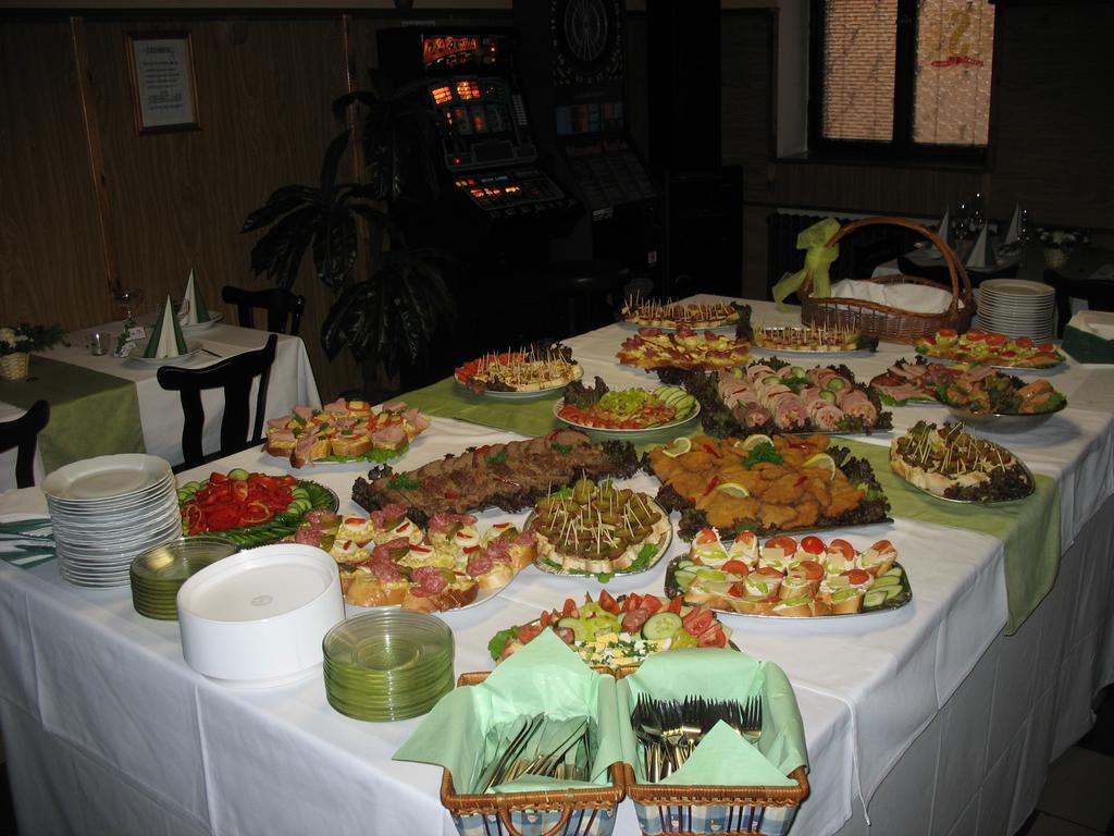 Hotel Kovarna Decin Ngoại thất bức ảnh