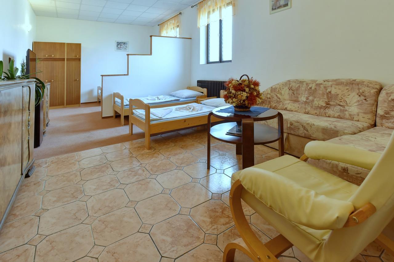 Hotel Kovarna Decin Ngoại thất bức ảnh